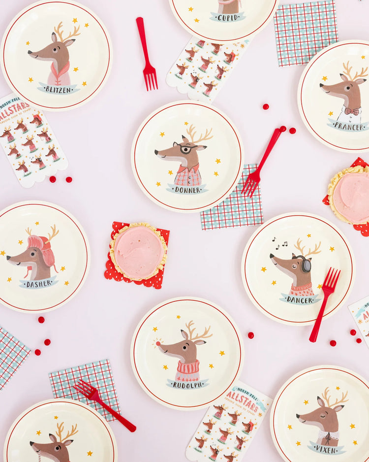 Christmas Reindeer Plates, Set of 9 Dear Rodolph Reindeer Paper Plate Set, 9" x 9"