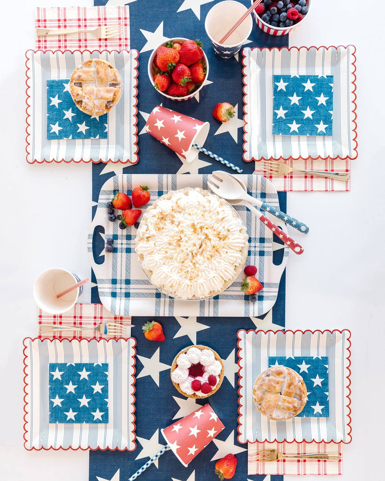 Plaid Paper Dinner Napkin, Great for Christmas