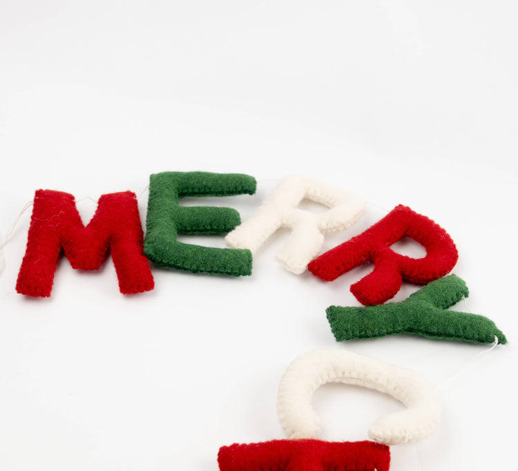 The Winding Road - Garland - Merry Christmas - NEW