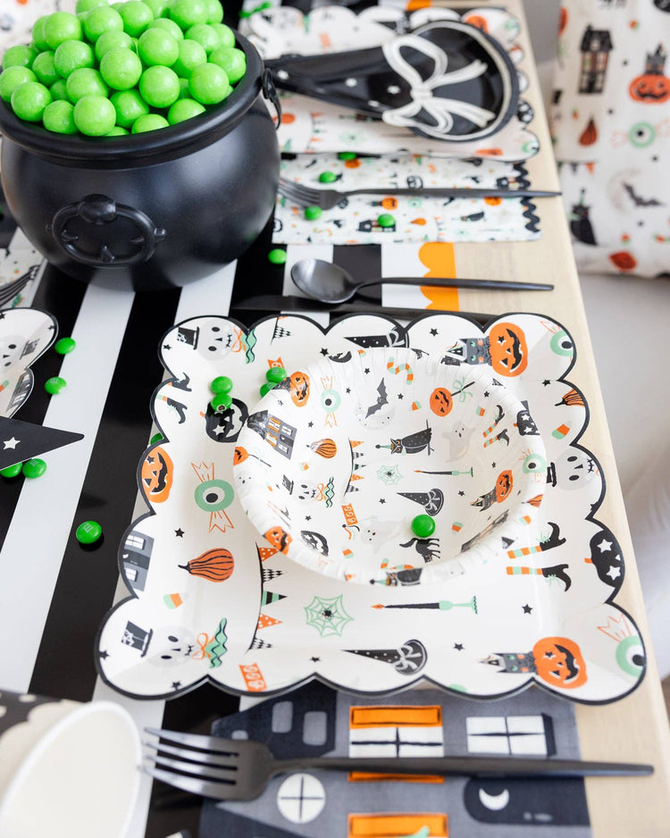 My Mind’s Eye - TTS1235 - Tricks & Treats Paper Bowls