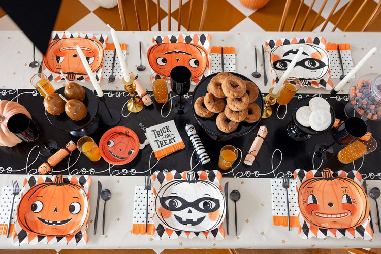 My Mind’s Eye - VHP1239 - Vintage Trick or Treat Cocktail Napkin