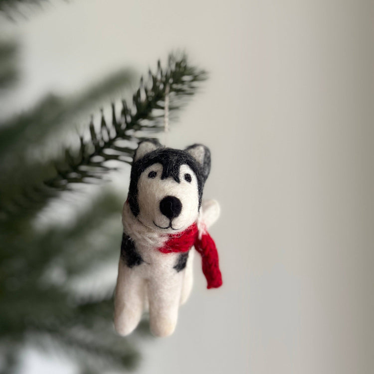 Deer Harbour Design - Felt Ornament - 2024 Husky: Gray
