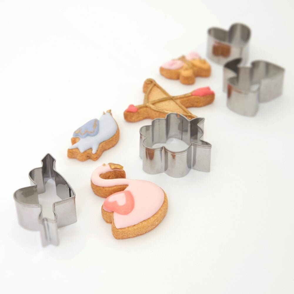 Valentine Mini Cookie Cutters, Set of 8 Meri Meri Valentine's Day  Cookie Cutters including Hearts, Flowers, Birds, and a Bow & Arrow - Cohasset Party Supply